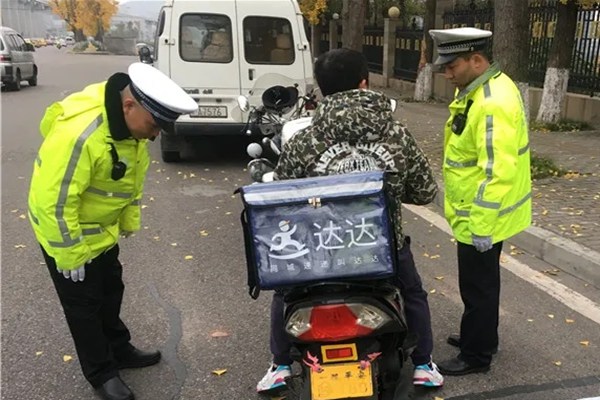 摩托车临时牌照过期了还能上牌吗 摩托车临时牌照过期了还能上牌吗