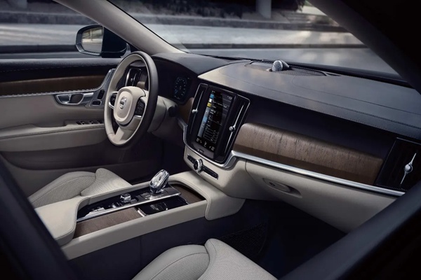 开沃尔沃s90是有钱人吗